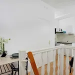 Intimate Apartment - 1Br- 2P - Saint-Ambroise